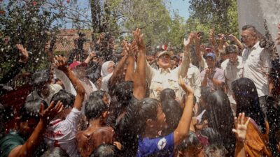 Prabowo Beraksi Nyata dalam Menangani Krisis Air di Indonesia dengan Memberikan Air dan Sumur Bor Gratis