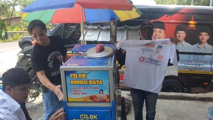 Caleg Iwan Bule Berinteraksi Langsung dengan Para PKL dan Pelaku UMKM di Daerah Pemilihan Jabar X