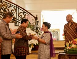 Prabowo Subianto Attends Titiek Soeharto’s 65th Birthday Celebration