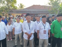 Ujang-Dadang Menjadi Calon Peserta Pemilihan di KPU Pangandaran