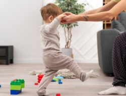 Tips Terbaik Melatih Motorik Kasar Anak